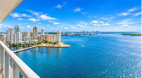 1155 Brickell Bay Dr #3211, Miami, FL 33131