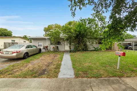6921 Taylor St, Hollywood, FL 33024