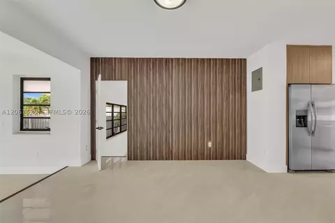 Living - 611 SE 4th St, Hialeah, FL 33010 photo 5 of 10