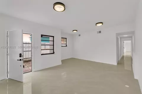 Living - 611 SE 4th St, Hialeah, FL 33010 photo 8 of 10