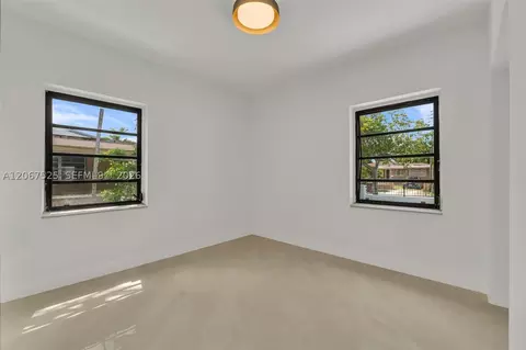 Bedroom - 611 SE 4th St, Hialeah, FL 33010 photo 3 of 12