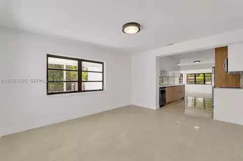 Living - 611 SE 4th St, Hialeah, FL 33010 photo 7 of 10