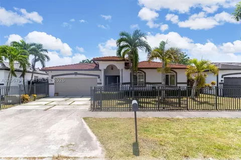 12382 SW 213th Ter, Miami, FL 33177