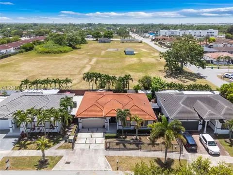 12382 SW 213th Ter, Miami, FL 33177