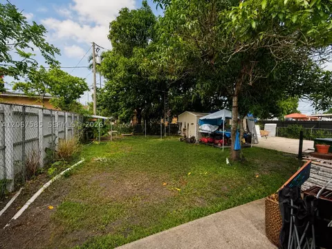 Exterior - Undisclosed, Hialeah, FL 33012 photo 2 of 5