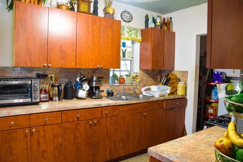 Kitchen - Undisclosed, Hialeah, FL 33012 photo 1 of 2