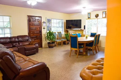 Other - Undisclosed, Hialeah, FL 33012 photo 4 of 5