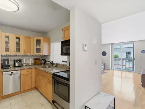 3588 Collins Ave #504, Miami Beach, FL 33140