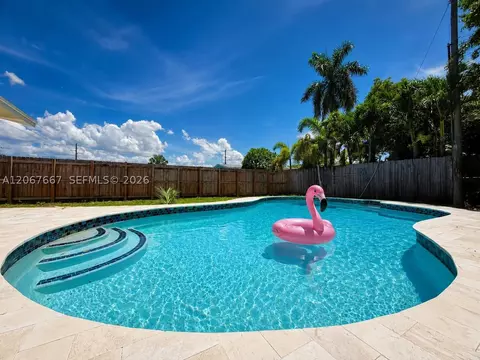 3431 NE 8th Ave, Oakland Park, FL 33334