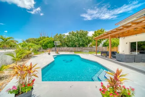 8611 SW 207th Ter, Cutler Bay, FL 33189