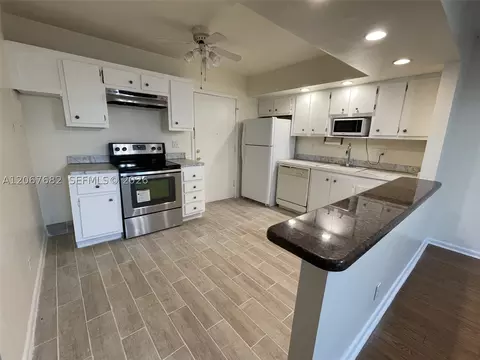 2061 NW 47th Ter #306, Lauderhill, FL 33313