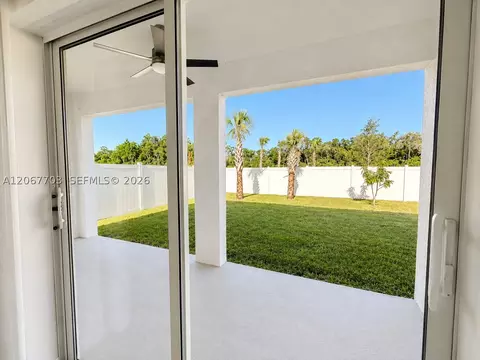 Exterior - 9808 Last Light Gln, Parrish, FL 34219 photo 4 of 6