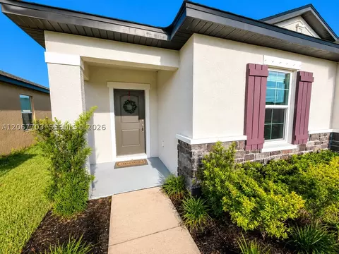 Exterior - 9808 Last Light Gln, Parrish, FL 34219 photo 2 of 6