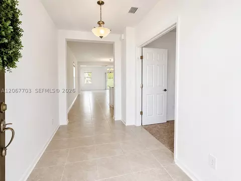 Entry Way - 9808 Last Light Gln, Parrish, FL 34219 photo 1 of 3