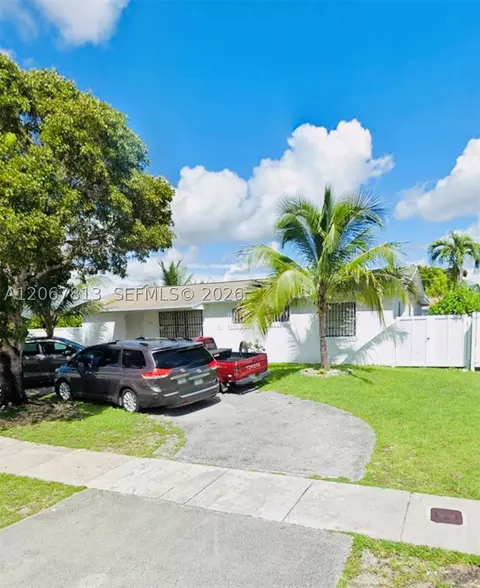 12761 SW 256th St, Homestead, FL 33032