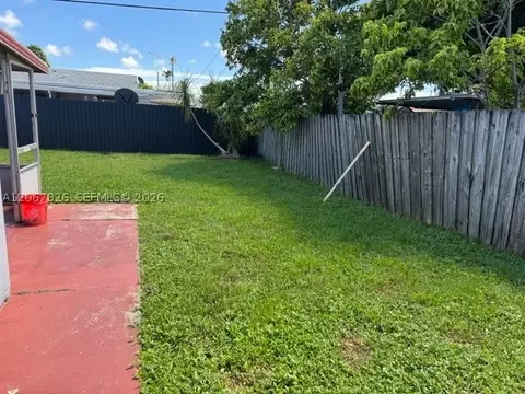 Exterior - 740 SE 4th Pl, Hialeah, FL 33010 photo 6 of 11