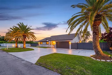 28451 SW 164th Ave, Homestead, FL 33033