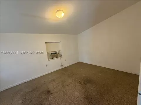 Bedroom - 733 W 35th St, Hialeah, FL 33012 photo 1 of 7