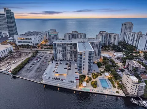 3800 S Ocean Dr #802, Hollywood, FL 33019