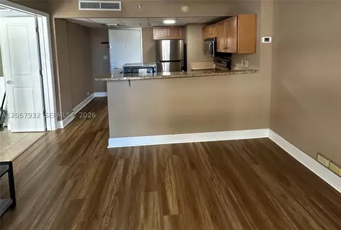151 E Washington St #524, Orlando, FL 32801