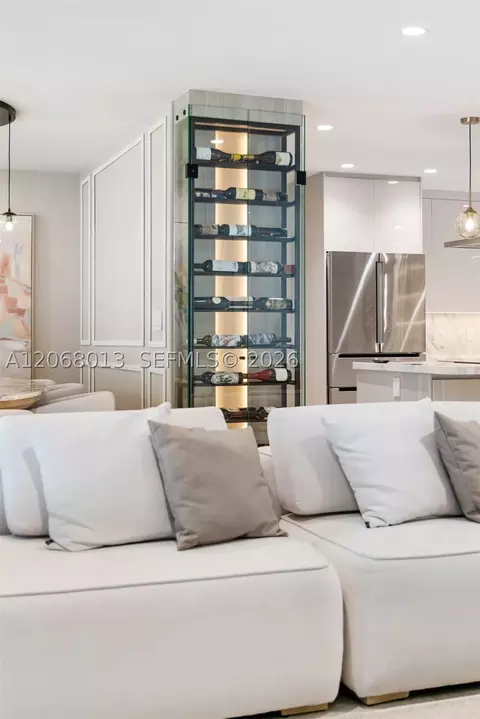 Living - Undisclosed, Pinecrest, FL 33156 photo 6 of 6