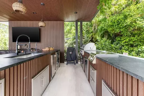 Kitchen - Undisclosed, Pinecrest, FL 33156 photo 6 of 9