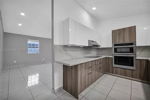 Kitchen - 451 E 37st, Hialeah, FL 33013 photo 2 of 2