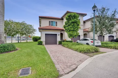 4204 N Dixie Hwy #1, Oakland Park, FL 33334