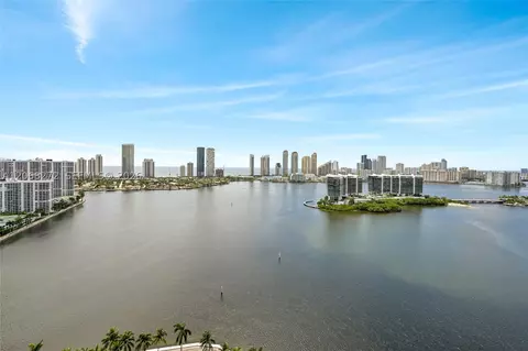 3370 Hidden Bay Dr #2813, Aventura, FL 33180