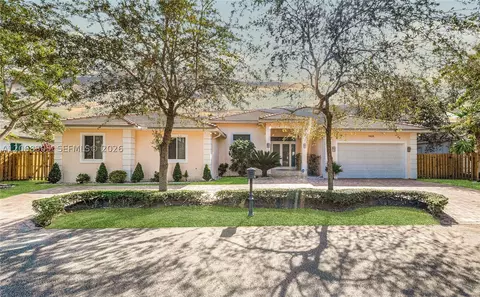 9424 SW 123rd Ter, Miami, FL 33176