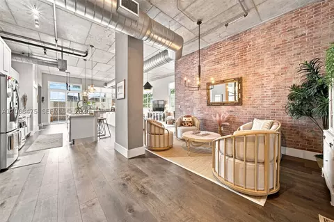 410 NW 1st Ave #202, Fort Lauderdale, FL 33301