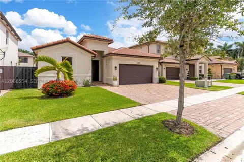 4189 NE 20th St, Homestead, FL 33033