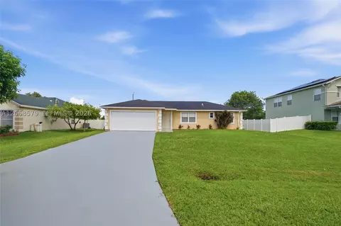3321 SW Frankford St, Port Saint Lucie, FL 34953