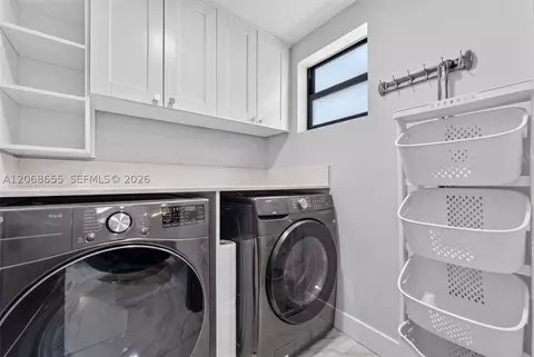 Other - 700 W 51st Pl, Hialeah, FL 33012 photo 9 of 13