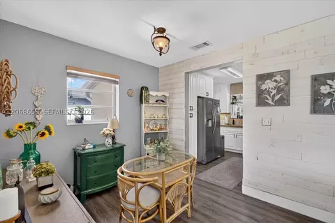 Dining - 121 E 36th St, Hialeah, FL 33013 photo 1 of 1