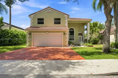 14060 Richwood Pl, Davie, FL 33325