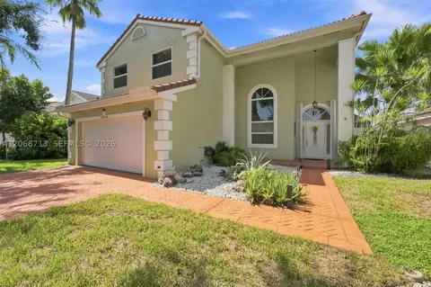 14060 Richwood Pl, Davie, FL 33325