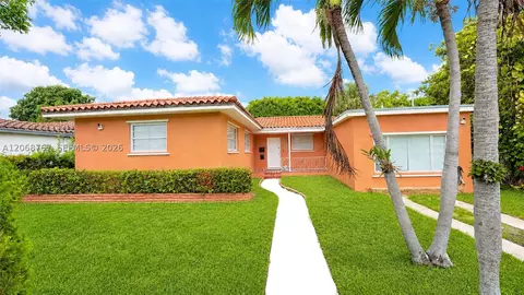 7552 Hispanola Ave, North Bay Village, FL 33141