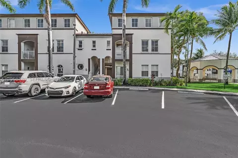 4435 SW 160th Ave #215, Miramar, FL 33027
