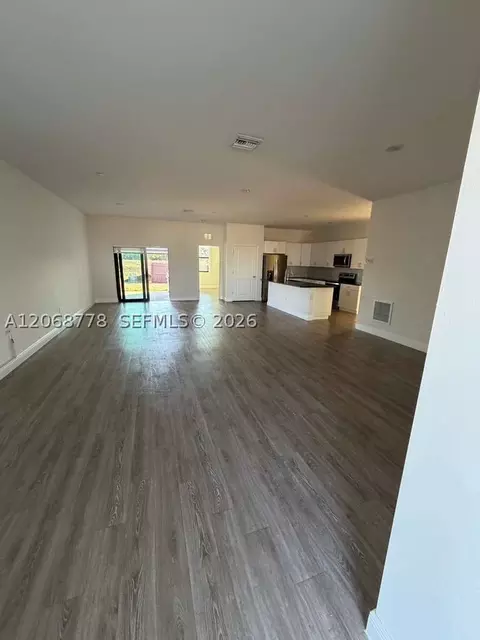 Living - 9026 W Mac Ct, Labelle, FL 33935 photo 1 of 2