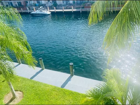 16570 NE 26th Ave #3F, North Miami Beach, FL 33160