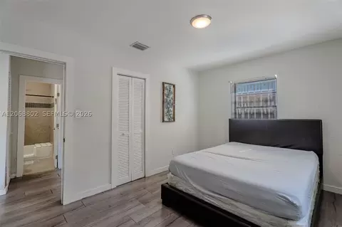Bedroom - 3311 NW 16th Ter, Miami, FL 33125 photo 3 of 6