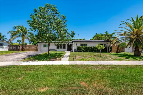 18145 SW 95th Ct, Palmetto Bay, FL 33157