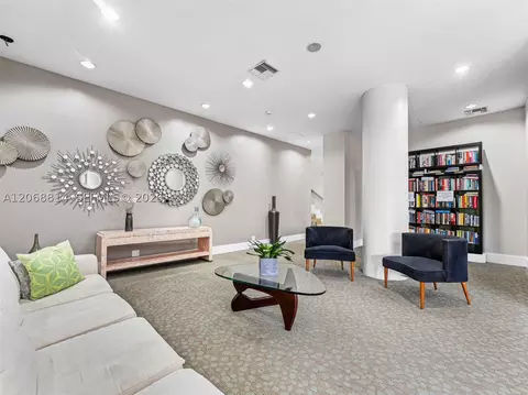 7441 Wayne Ave #3H, Miami Beach, FL 33141