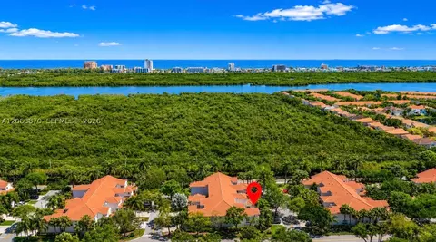 1135 Cherrypalm Ln, Hollywood, FL 33019