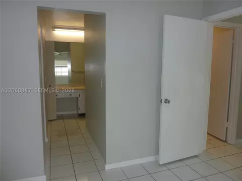 Bedroom - 180 Cypress Club Dr #811, Pompano Beach, FL 33060 photo 4 of 4