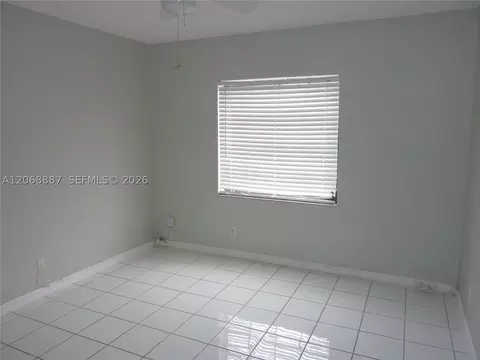 Bedroom - 180 Cypress Club Dr #811, Pompano Beach, FL 33060 photo 1 of 4