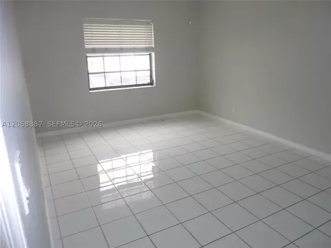 Bedroom - 180 Cypress Club Dr #811, Pompano Beach, FL 33060 photo 3 of 4