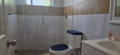 Bath - 601 W Sample Rd, Pompano Beach, FL 33064 photo 1 of 1