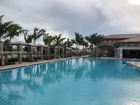Exterior - 3382 W 114th Ter, Hialeah, FL 33018 photo 5 of 6